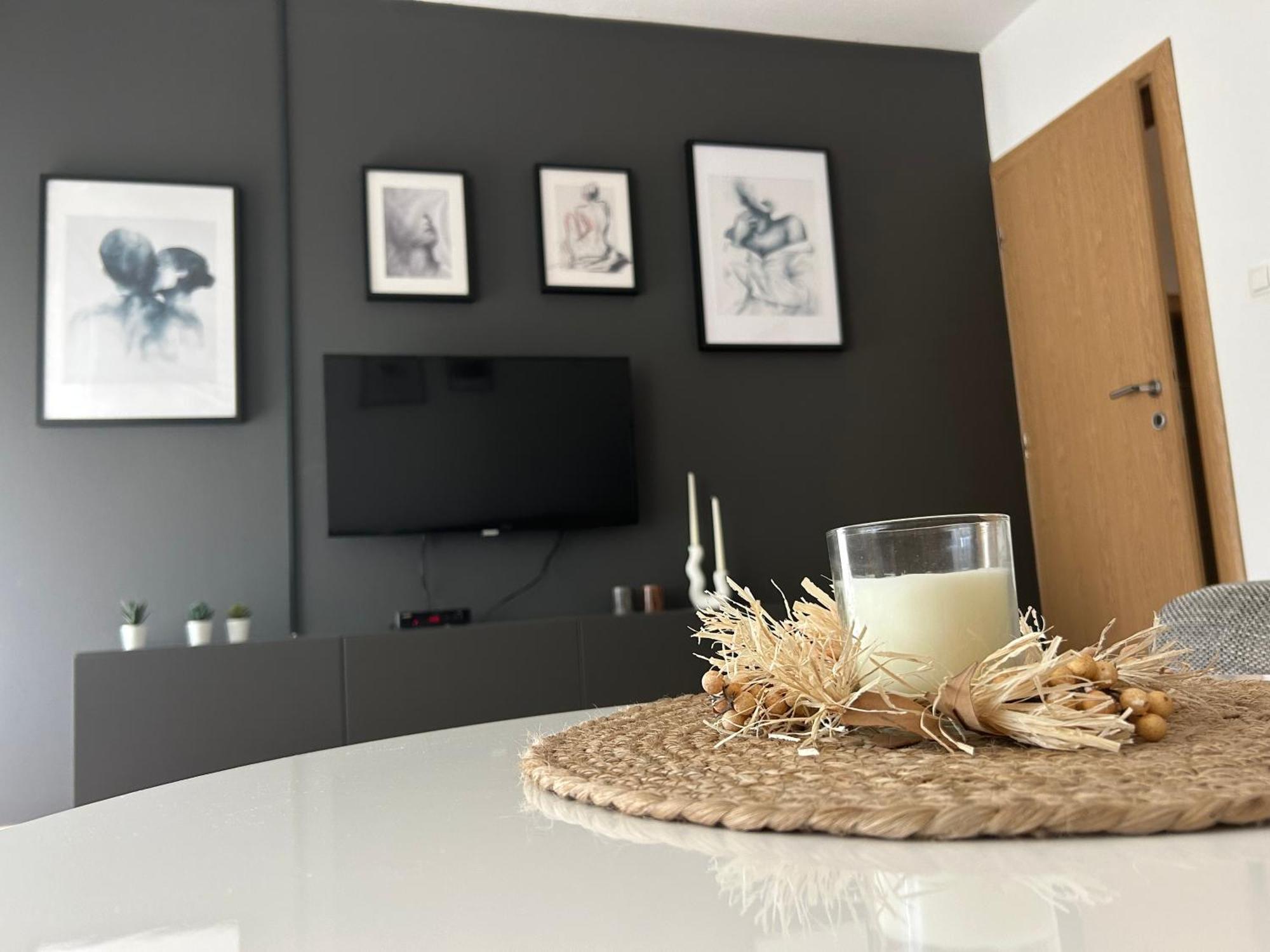 Apartments And Rooms Krizmanic Smoljanac Extérieur photo