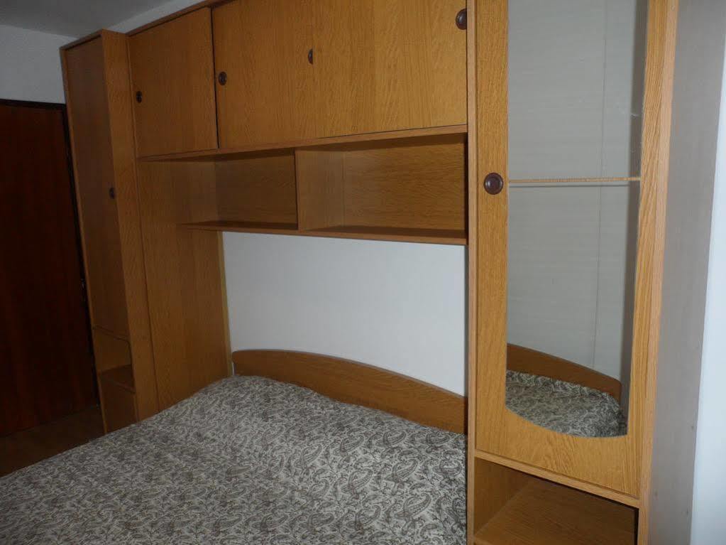 Apartments And Rooms Krizmanic Smoljanac Extérieur photo